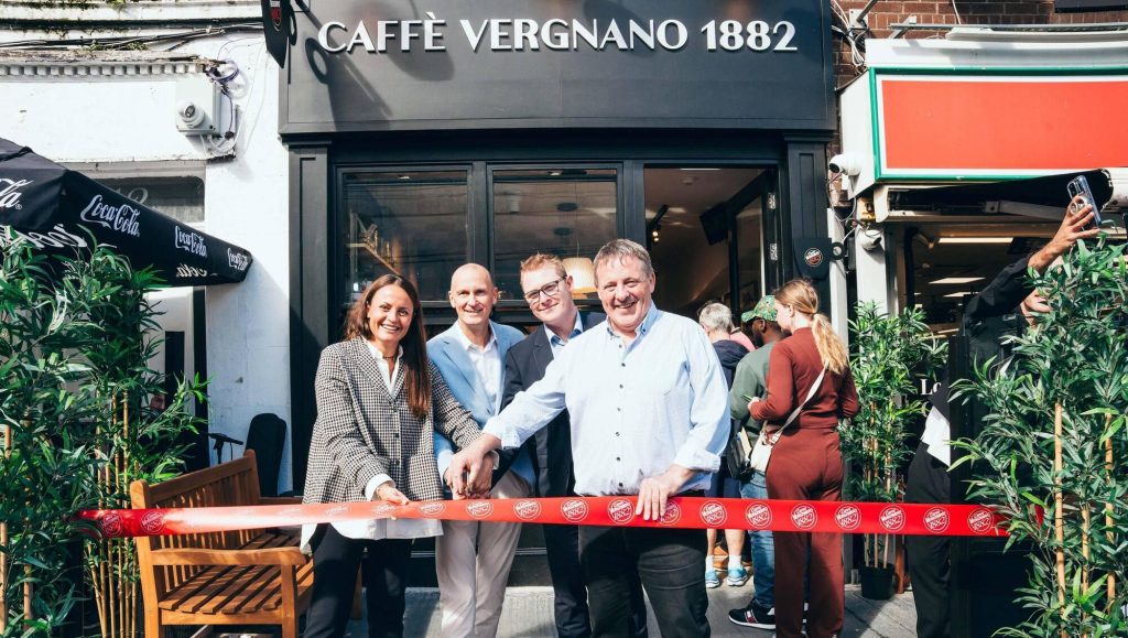 5229283 6 org Caff c3 a9 20Vergnano 20Opening 20150926 1